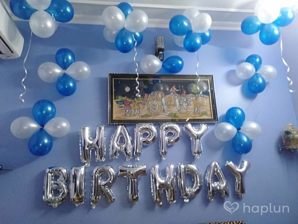 Birthday balloon decoration in Delhi