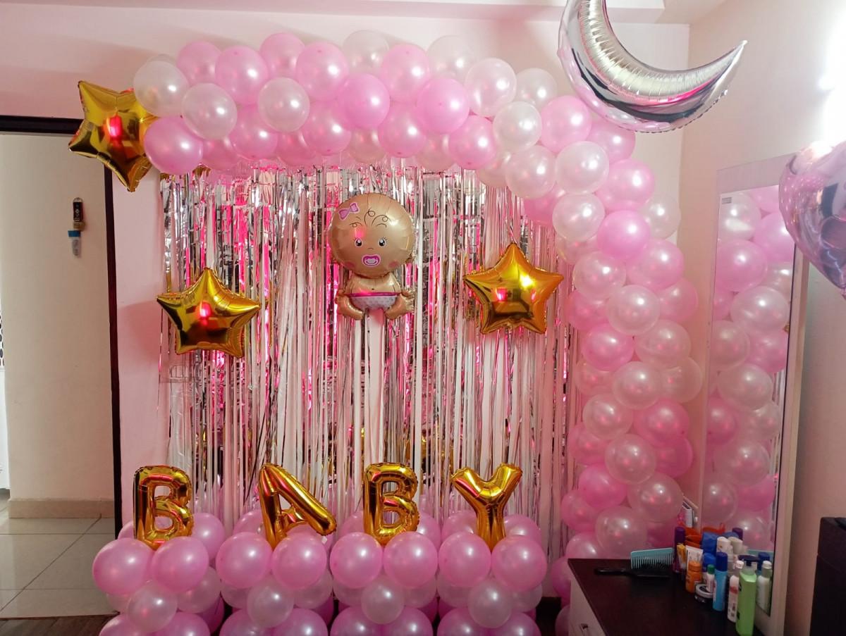 Baby Girl Welcome Decor