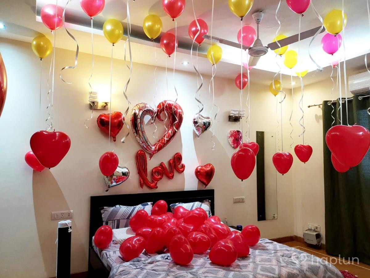 Surprise Love Decor