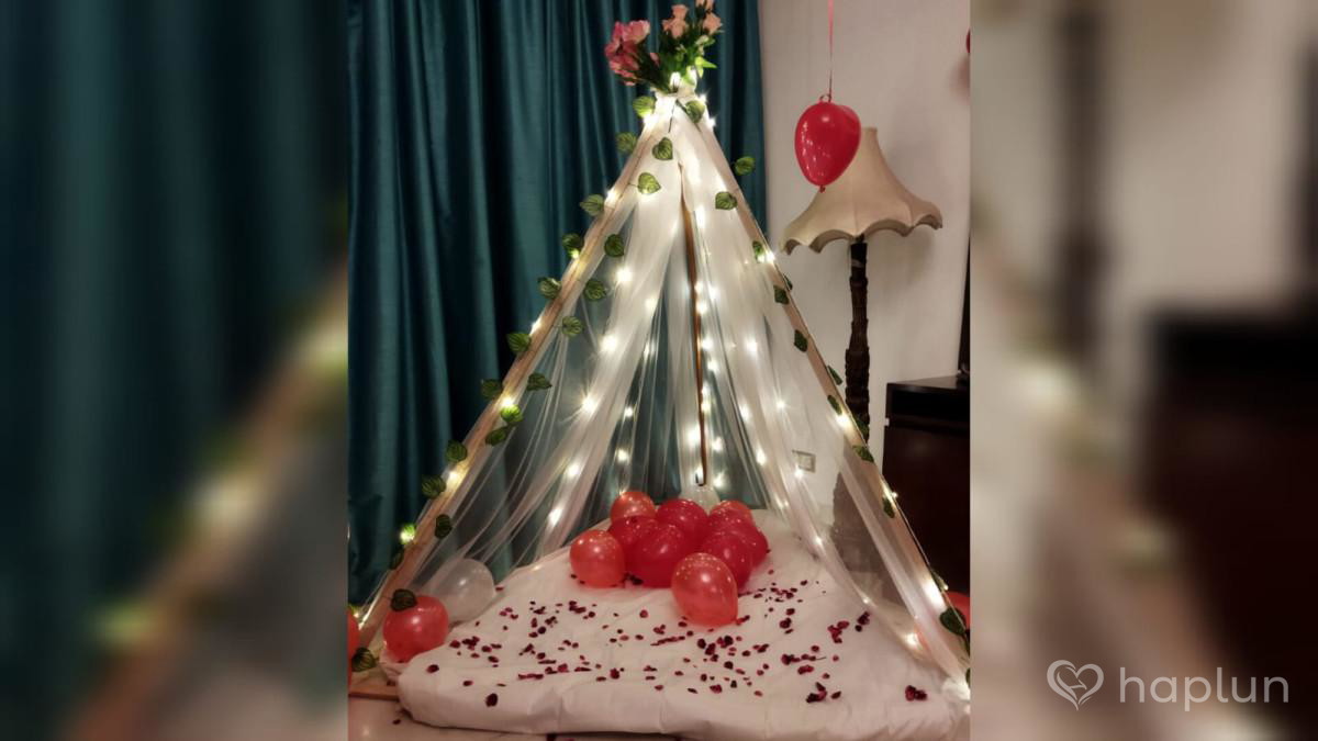 Canopy decoration in room for birthday