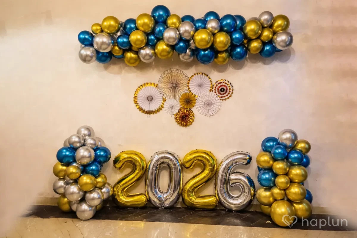Elegant New Year Decoration