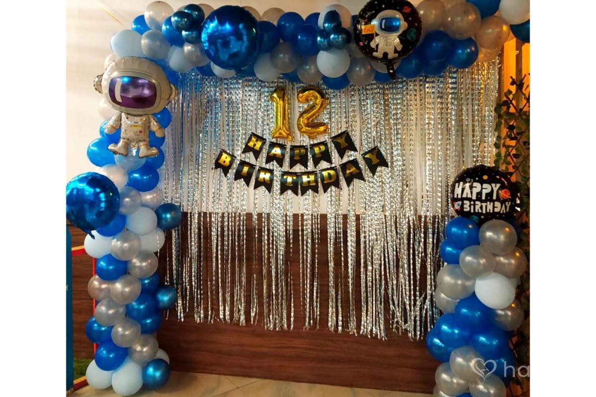 Astronaut theme decoration