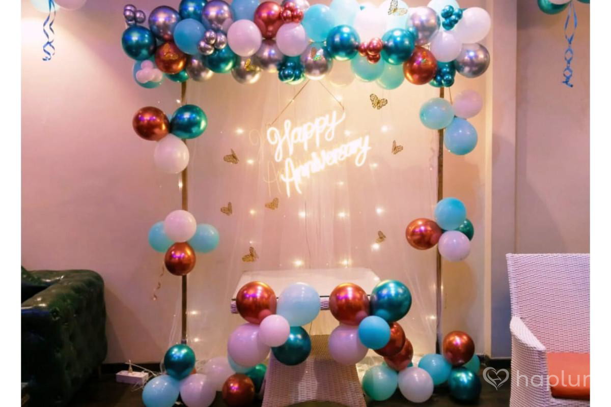 Anniversary Love Decor