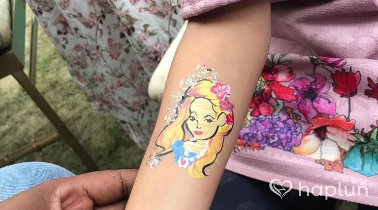 Special Cartoon Artist