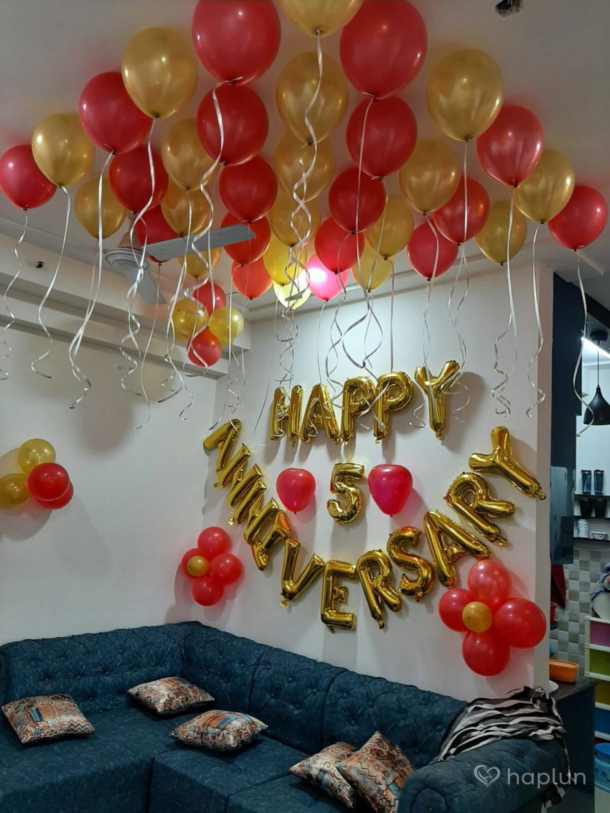 Anniversary Balloon Surprise Decor