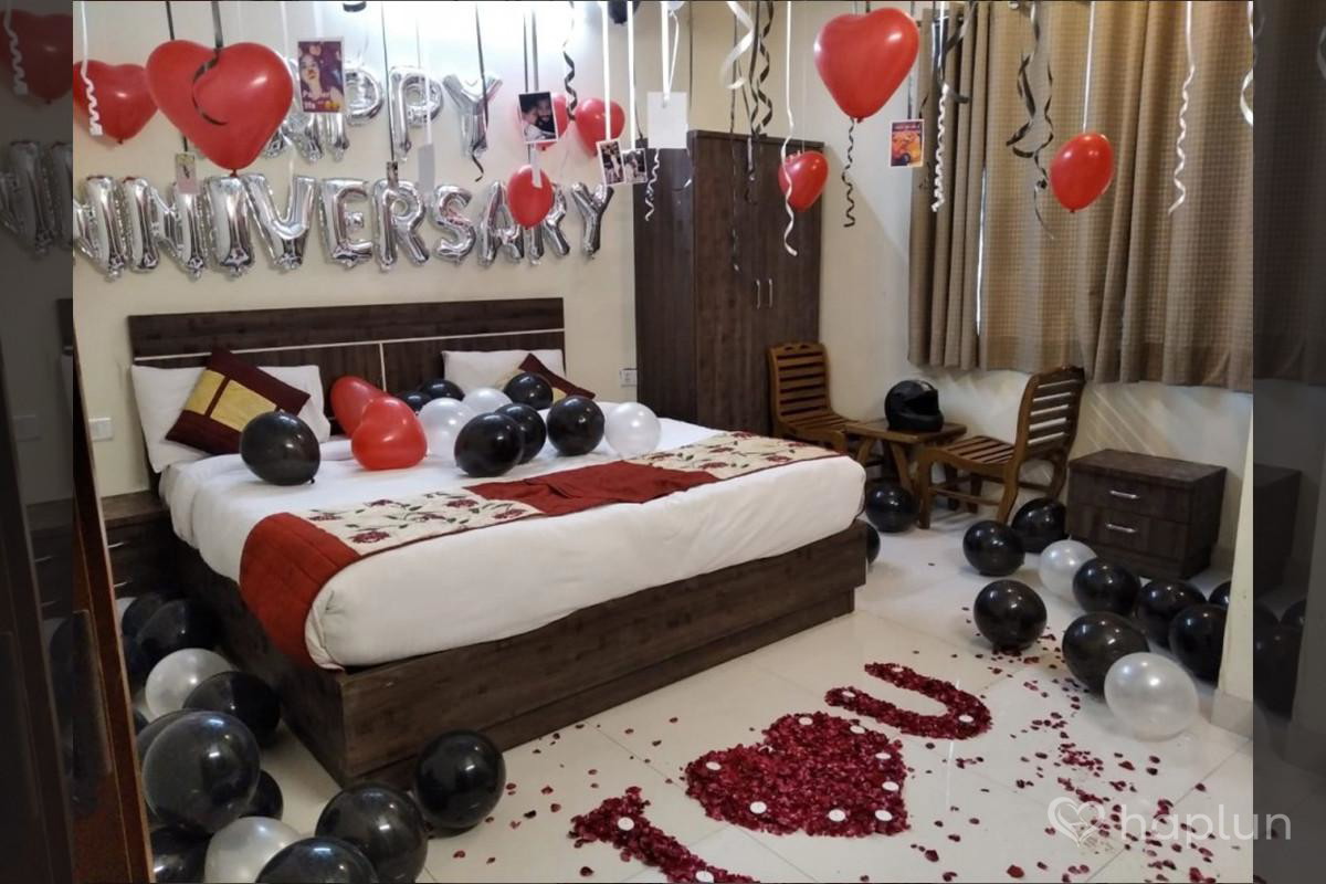 Balloon Decoration For Partner