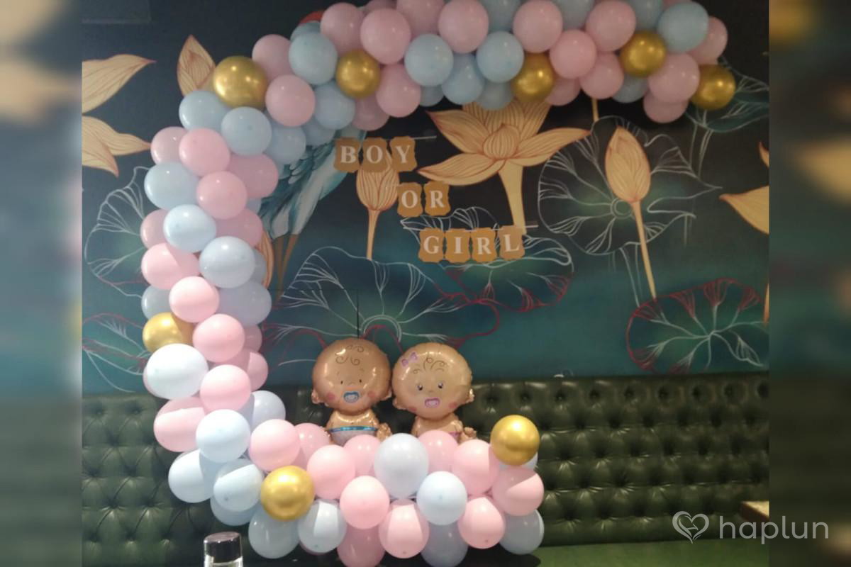 Elegant Baby Shower Decor