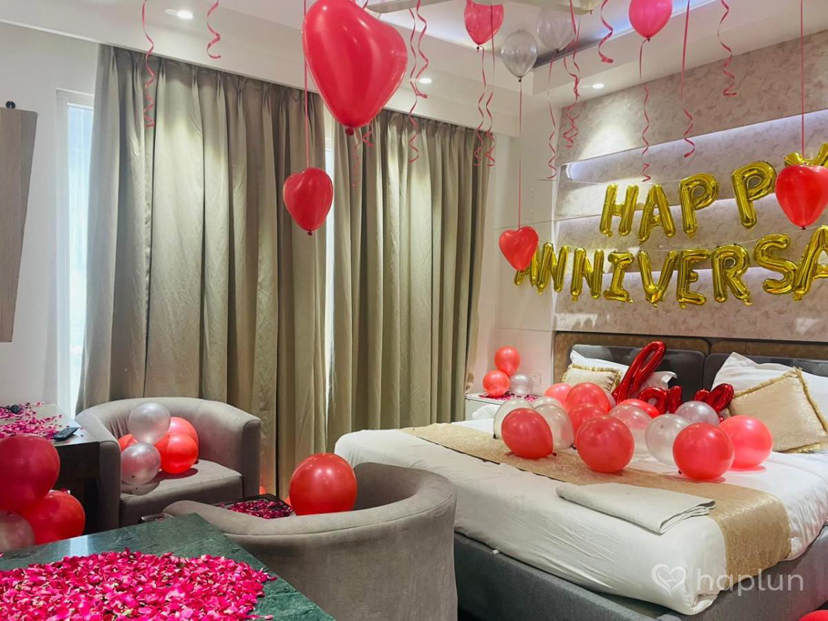Anniversary Decoration with Hotel 2
