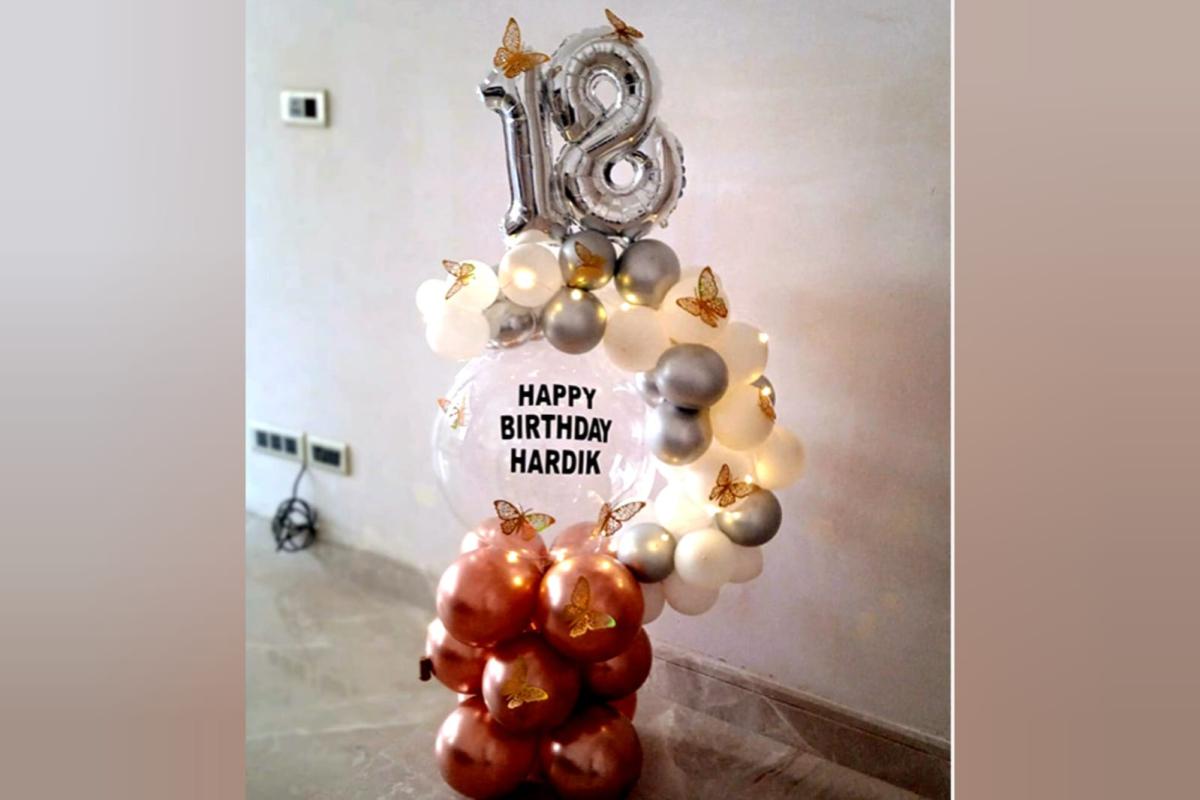 Balloon Marquee With Fairy Light