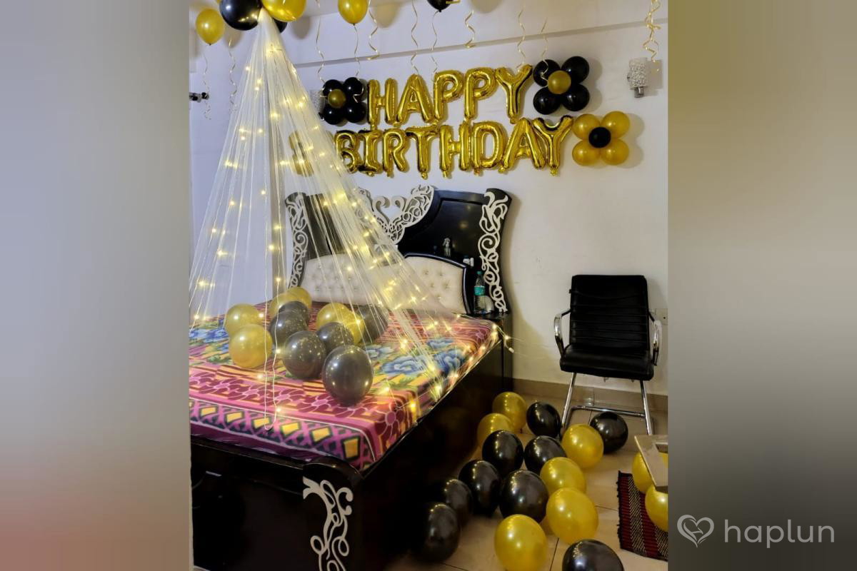 Elegant Cabana Decoration