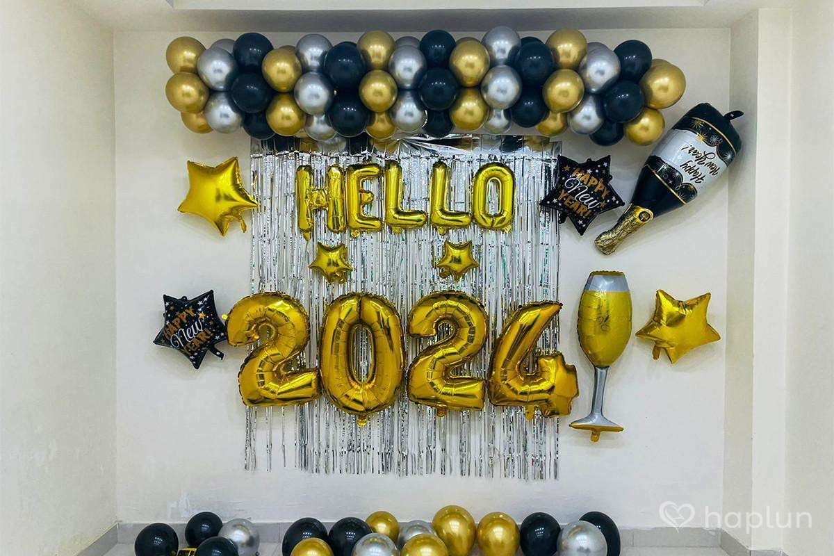 Say Hello To New Year Decor