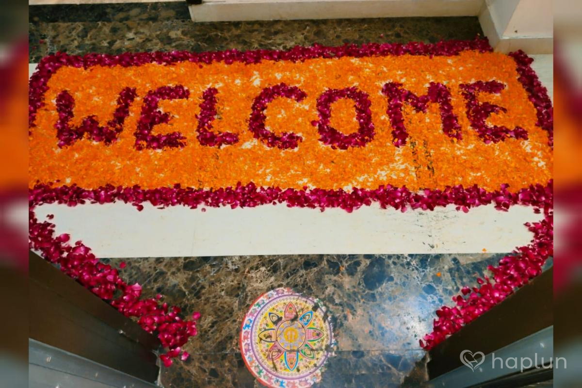 Royal Baby Boy Welcome Decor