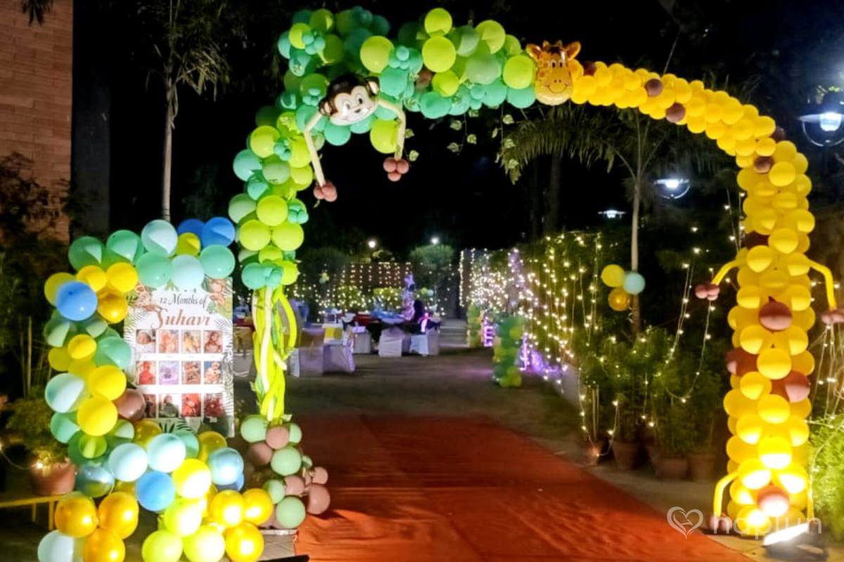 Jungle Safari Birthday Party Decoration