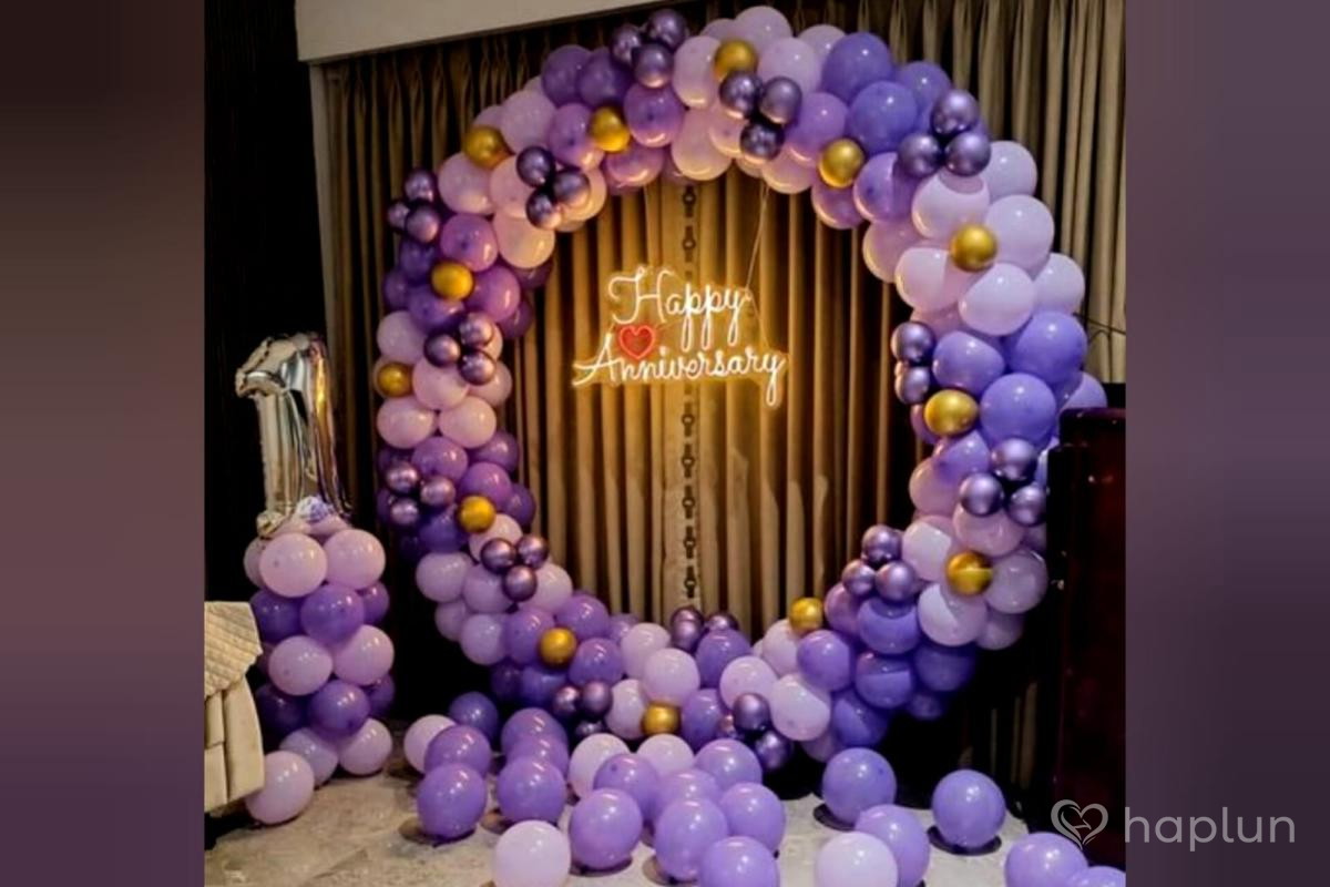 Lavender Anniversary Ring Decor