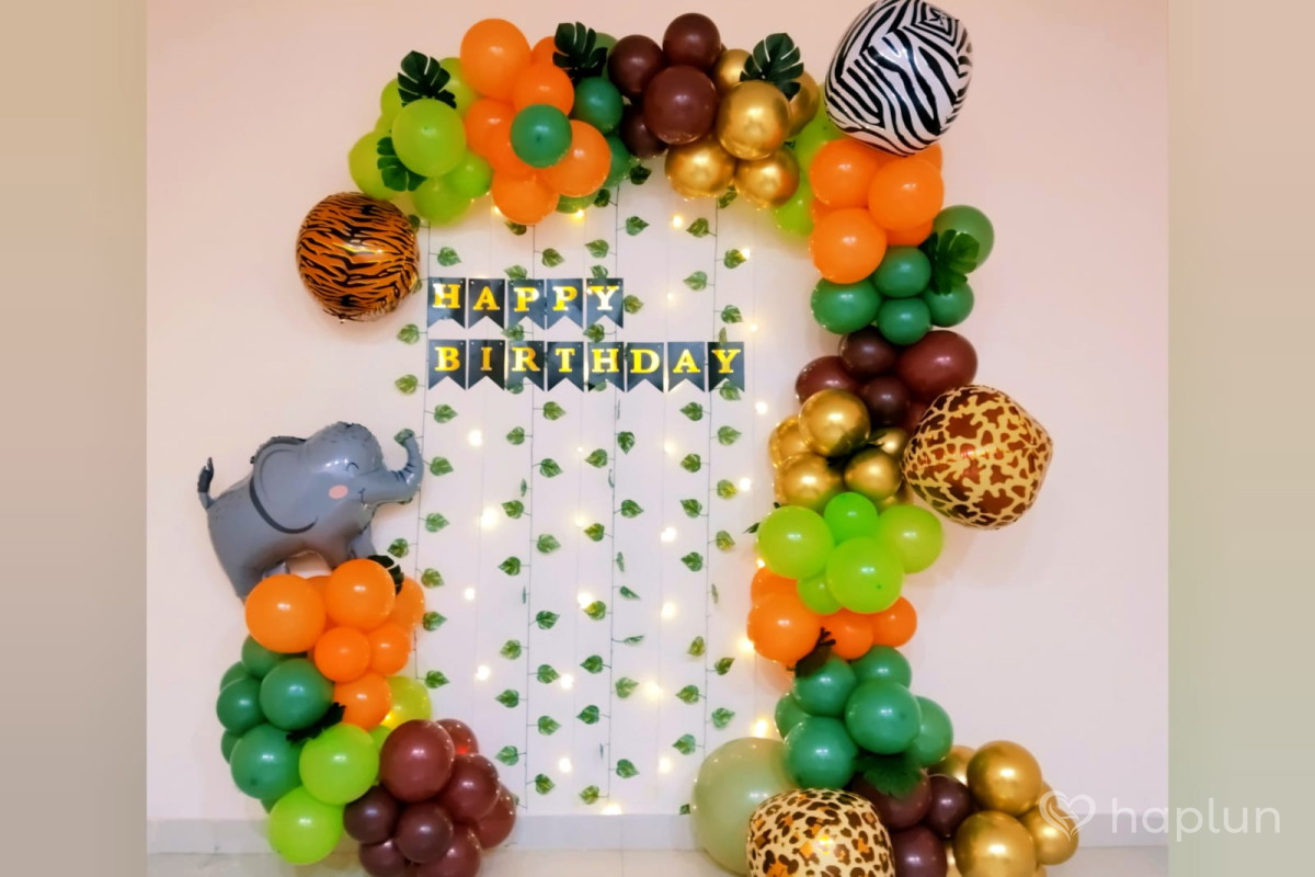 Kids Jungle Theme Balloon Decoration