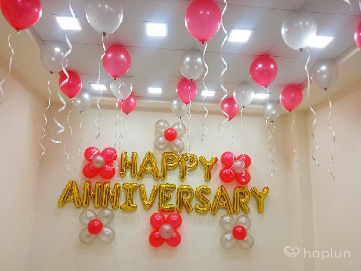 Anniversary Surprise Decoration