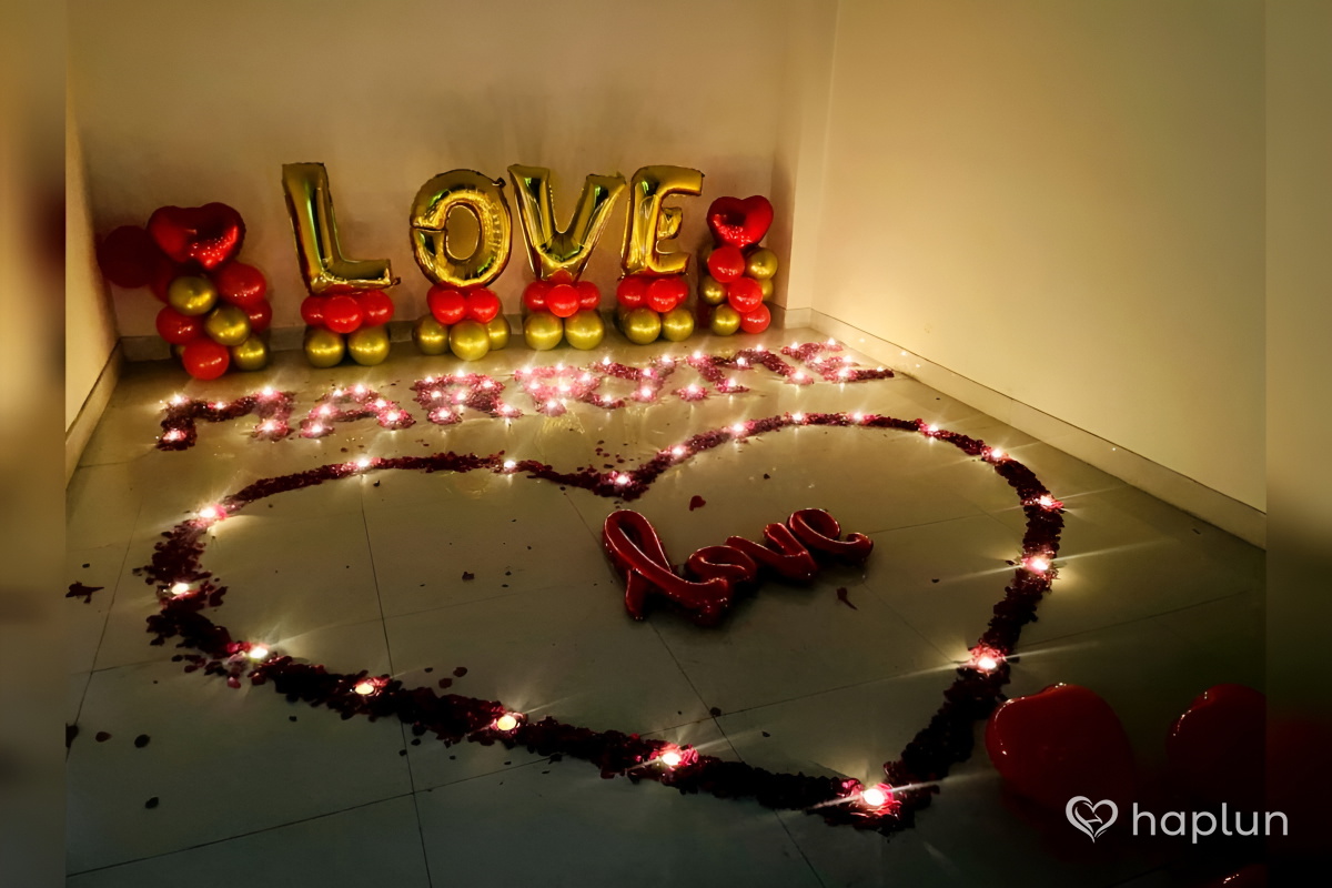 Endless Love Setup Decor