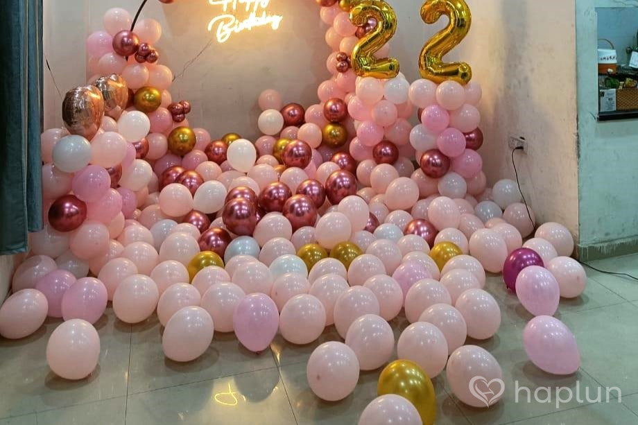 Pink Birthday Ring Decor