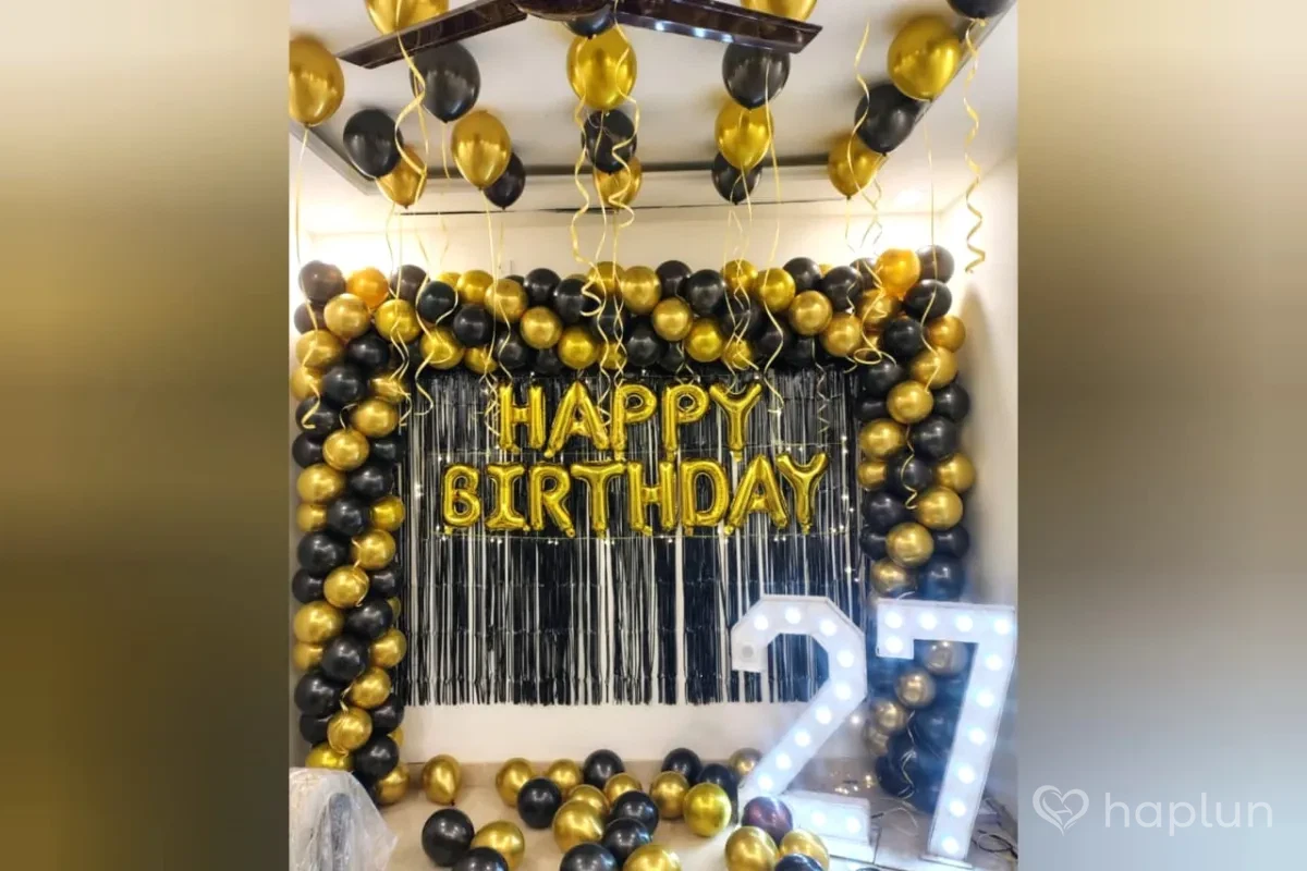Classic Black & Gold Birthday Decor