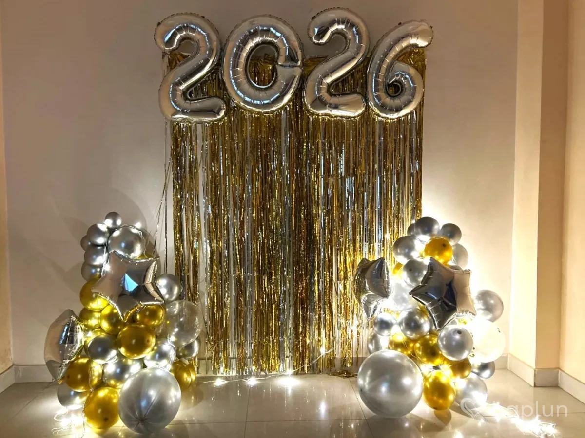 Happy New Year Decor