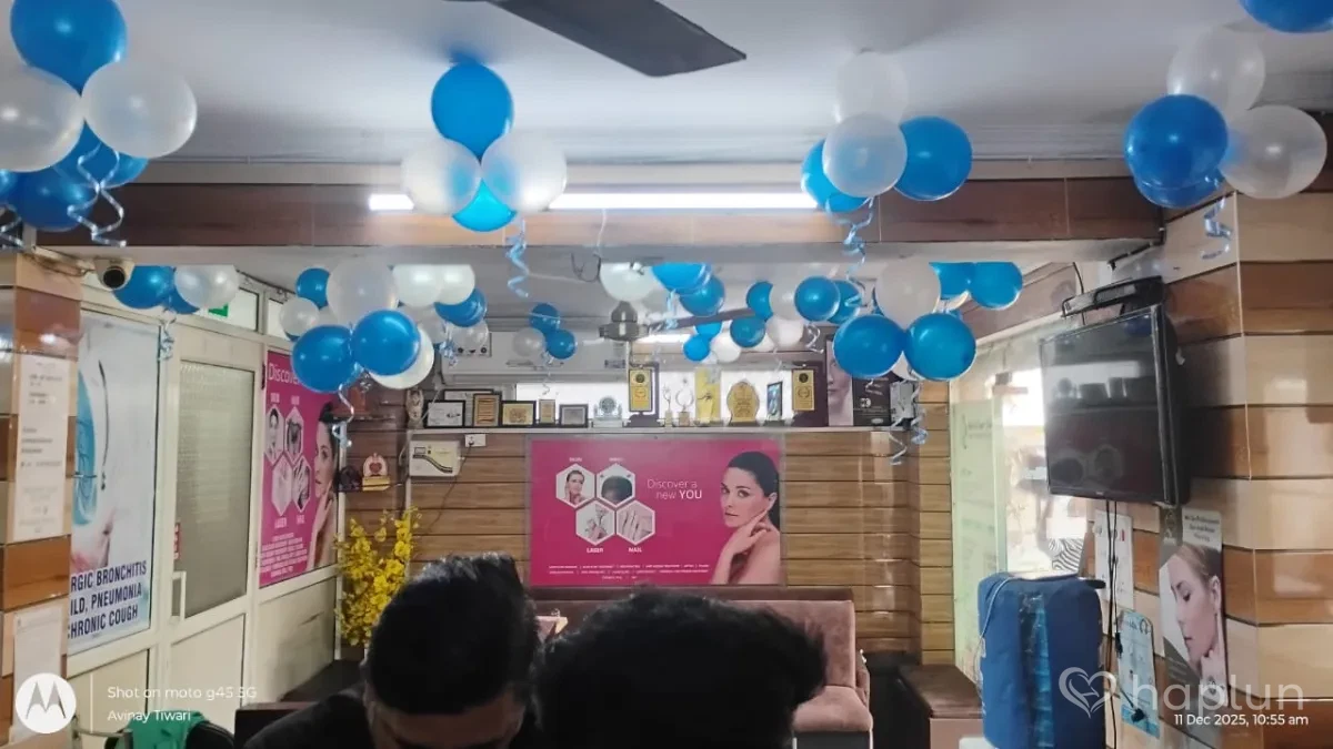 Shop Opening Balloon Decor