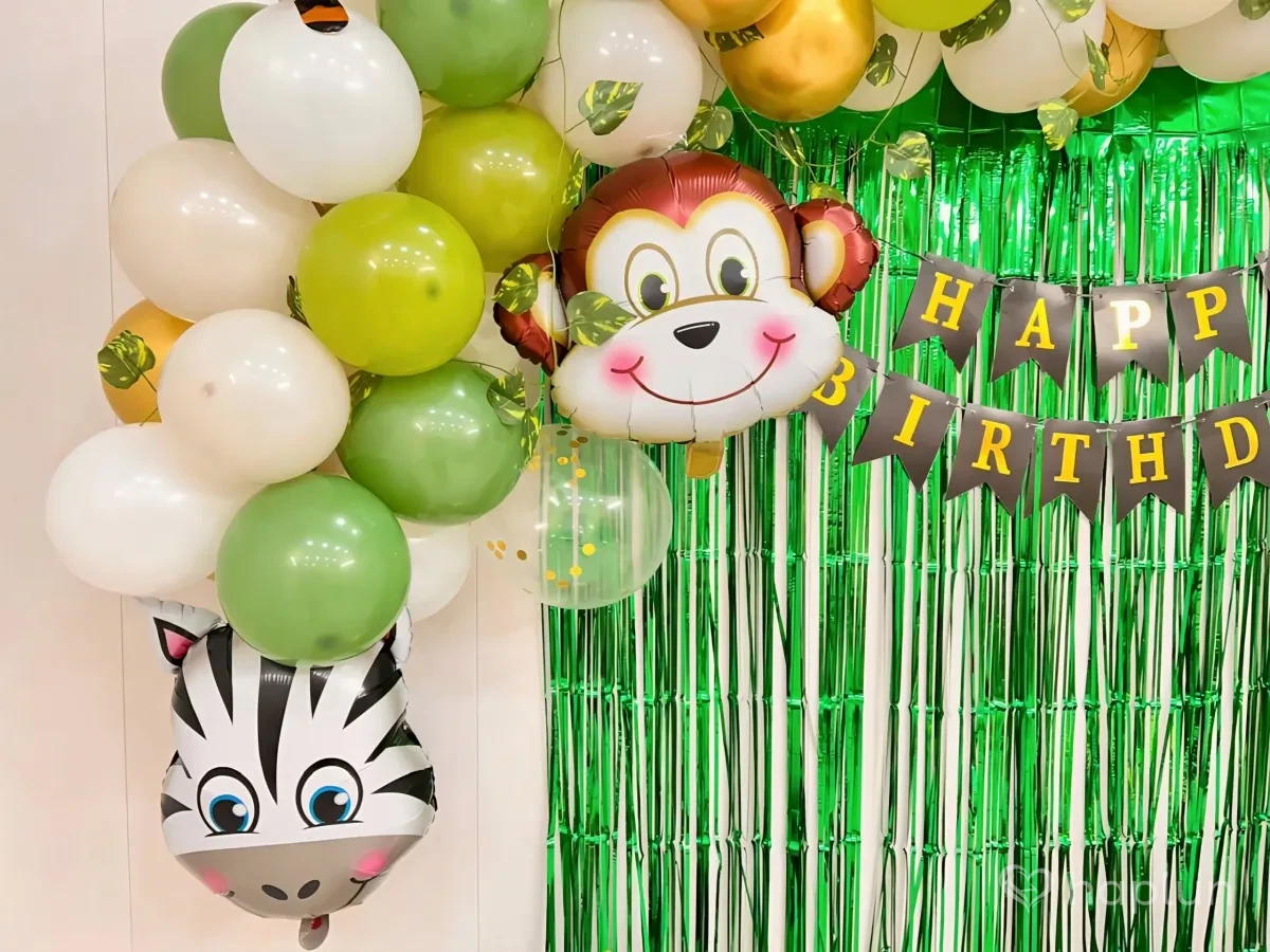 Animal Kingdom Birthday Decor