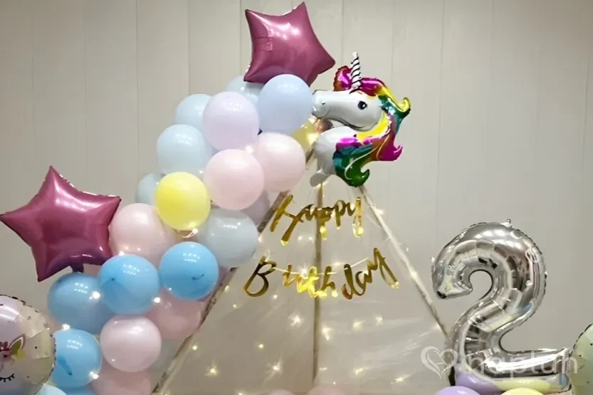 Unicorn Cabana Balloon Setup