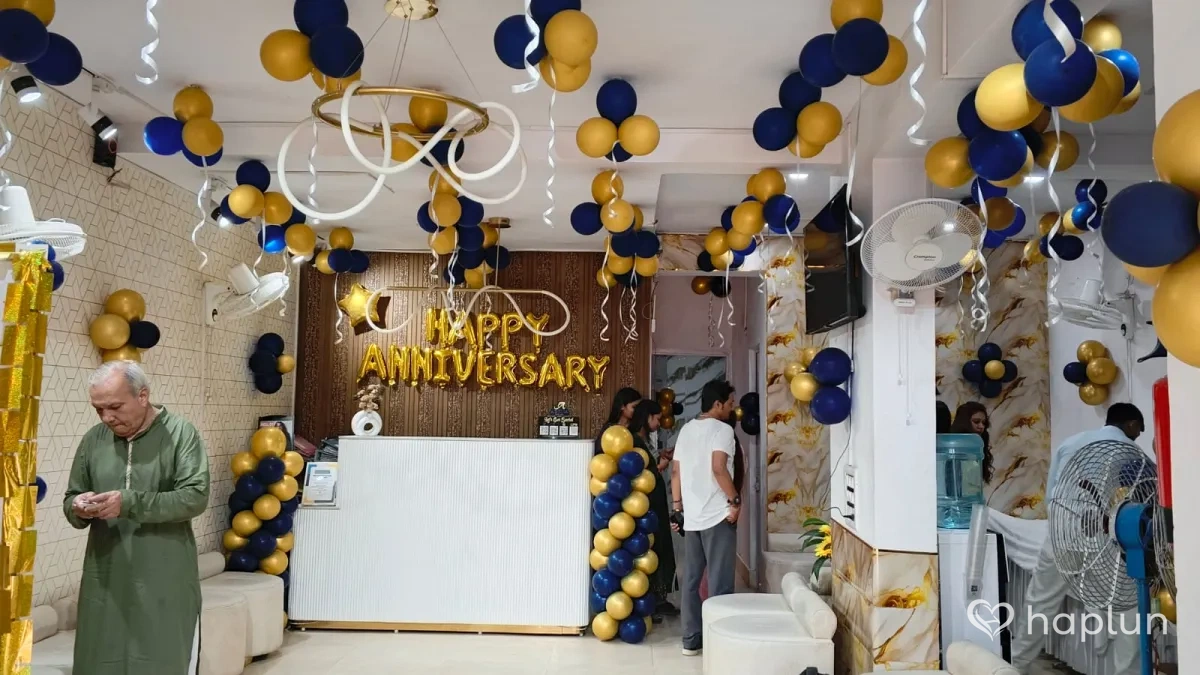 Store Anniversary Decoration