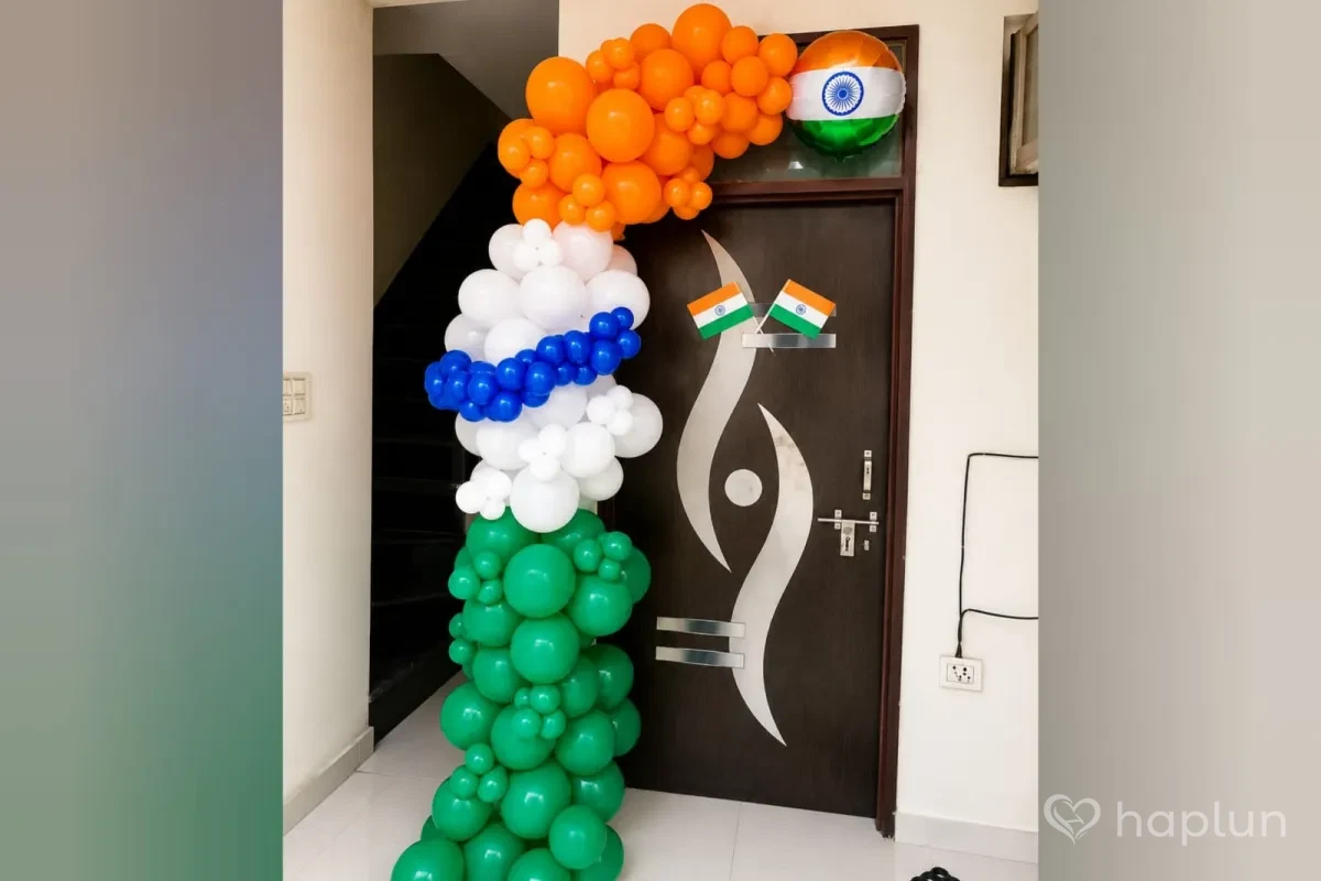Gate Decor for Independence Day