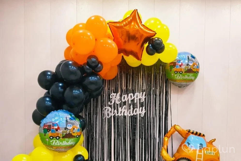Construction Home Decor