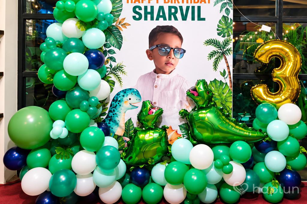 Green Dinosaur Balloon Birthday Decor